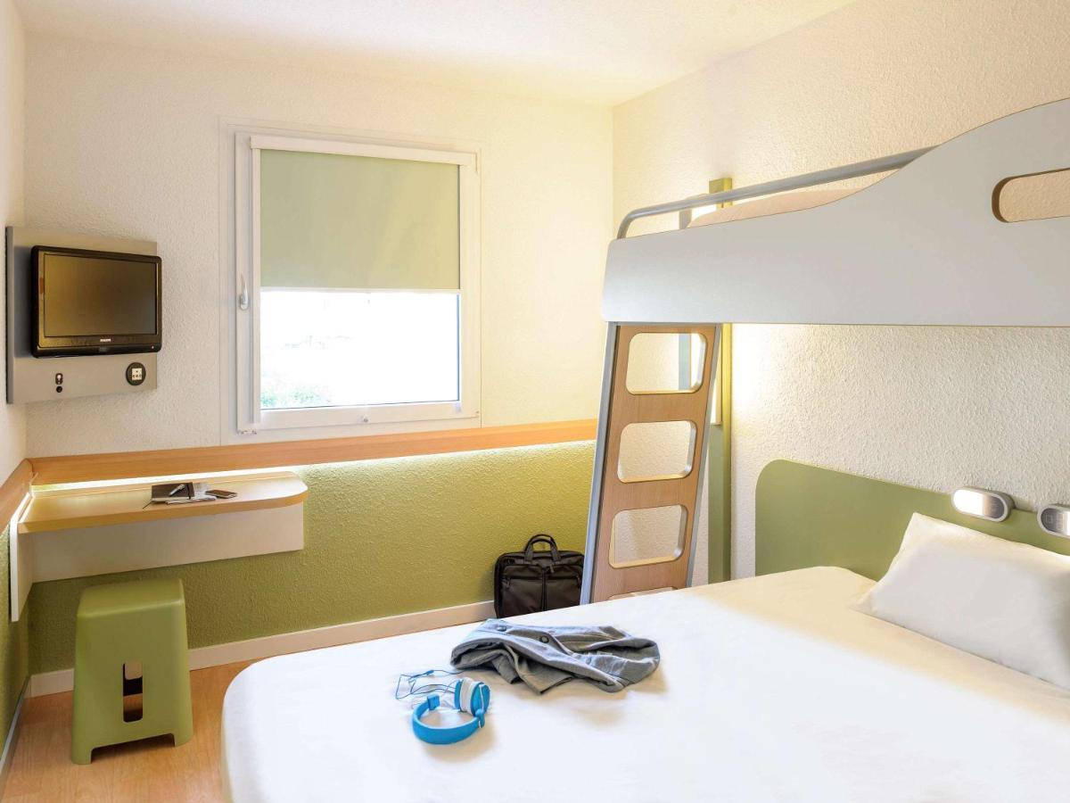 Hotel ibis budget Dijon Saint Apollinaire Extérieur photo