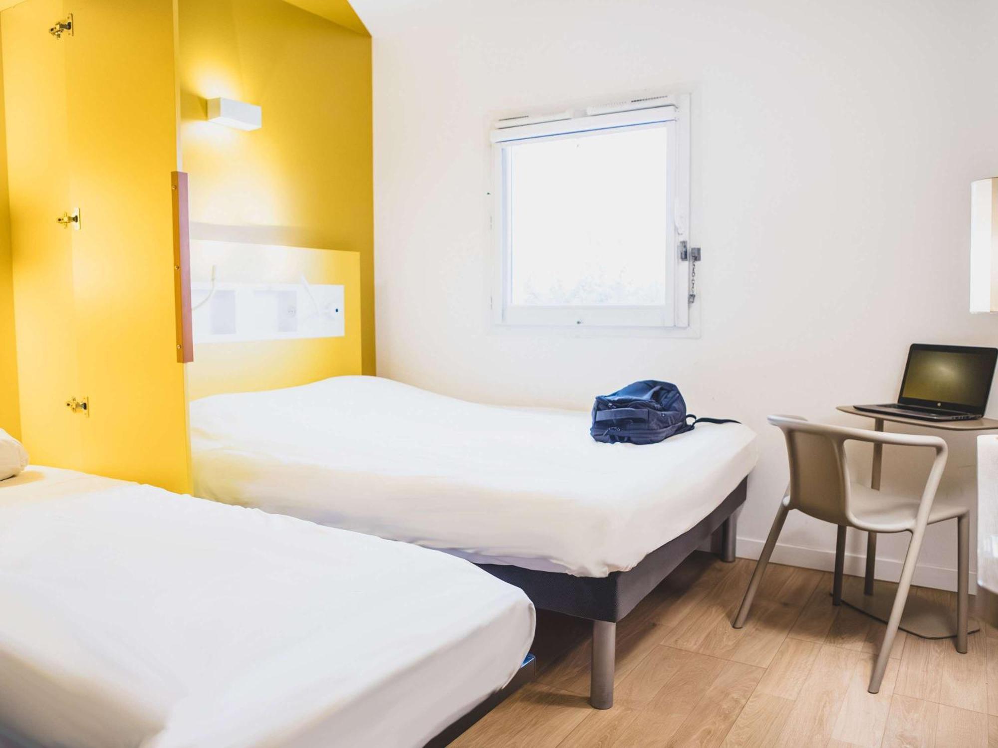 Hotel ibis budget Dijon Saint Apollinaire Extérieur photo